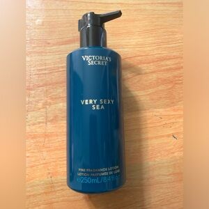 VERY SEXY SEA Fragrance Lotion
